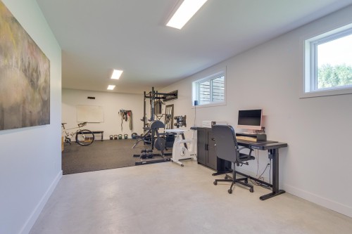 Family Room - 208 Ch. Ste-Élisabeth, Cantley, QC - Indoor Photo Showing Gym Room