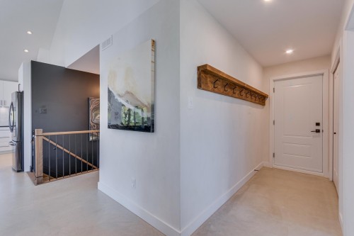 Mud Room - 208 Ch. Ste-Élisabeth, Cantley, QC - Indoor Photo Showing Other Room