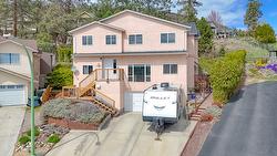 1802 Edgehill Court Kelowna, BC V1V 1R7