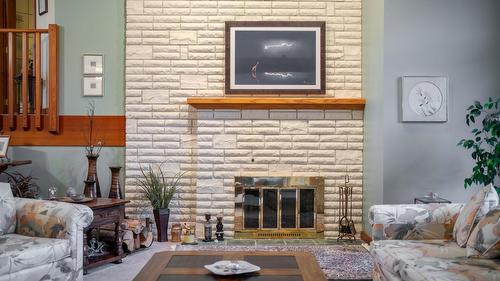 3023 Westside Road, Moyie, BC - Indoor Photo Showing Living Room With Fireplace
