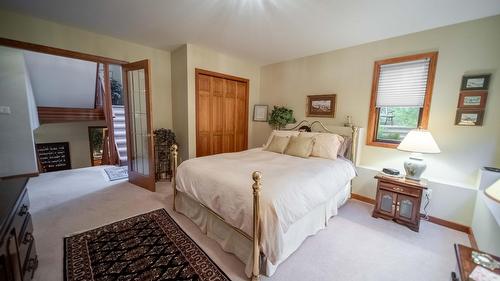 3023 Westside Road, Moyie, BC - Indoor Photo Showing Bedroom