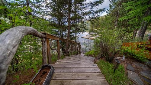 3023 Westside Road, Moyie, BC - Outdoor