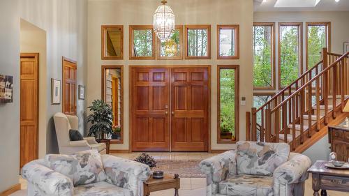 3023 Westside Road, Moyie, BC - Indoor