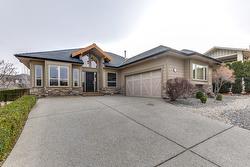 688 Almandine Court Kelowna, BC V1W 4Z5