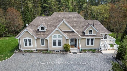 4 Mcgregor Way, Bracebridge, ON - Outdoor With Facade