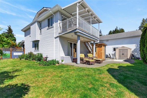 1425 Sabre Crt, Comox, BC 