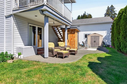 1425 Sabre Crt, Comox, BC 