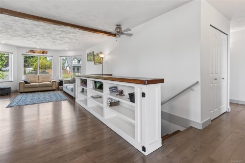 1425 Sabre Crt, Comox, BC 