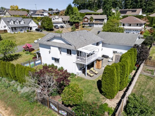 1425 Sabre Crt, Comox, BC 