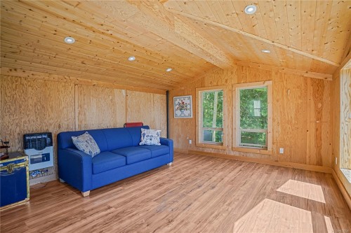 105 Mapleleaf Lane, Sidney Island, BC 