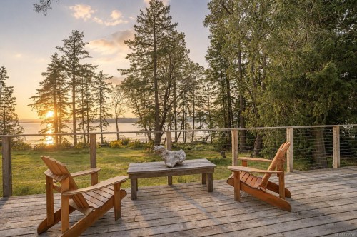 105 Mapleleaf Lane, Sidney Island, BC 