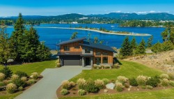 7070 Fisher Rd Sooke, BC V9Z 1A8