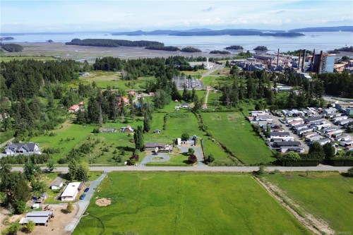 1777 Cecil St, Crofton, BC 