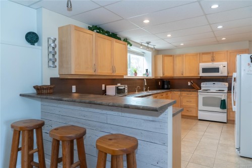 1777 Cecil St, Crofton, BC 
