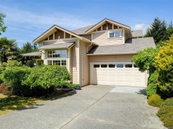 2518 Westview Terr  Sooke, BC V9Z 0Y7