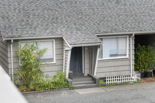 521 Windslow Rd, Comox, BC - Outdoor