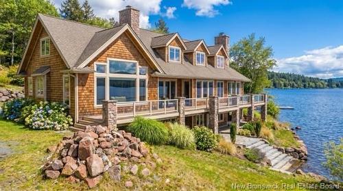 487 Gondola Point Rd, Quispamsis, NB 