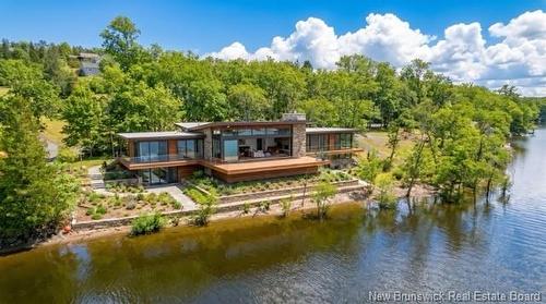 487 Gondola Point Rd, Quispamsis, NB 