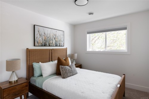 4-10145 Fifth St, Sidney, BC 