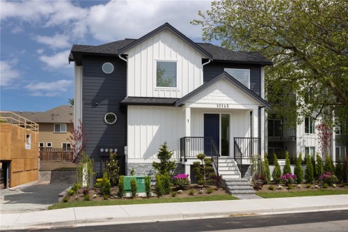 4-10145 Fifth St, Sidney, BC 