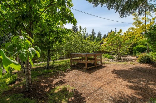 229 Quadra Loop, Quadra Island, BC 