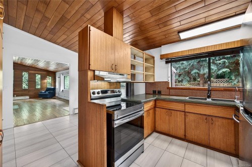 300 Walkers Hook Rd, Salt Spring, BC 