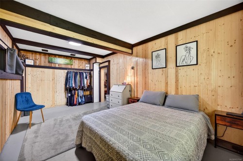 300 Walkers Hook Rd, Salt Spring, BC 