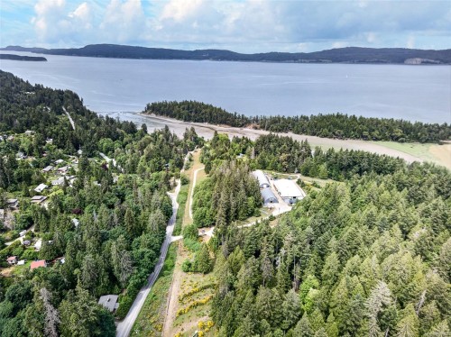 300 Walkers Hook Rd, Salt Spring, BC 