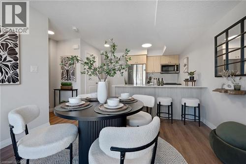 410 Northfield Drive W Unit# E11, Waterloo, ON - Indoor Photo Showing Dining Room