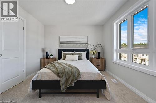 410 Northfield Drive W Unit# E11, Waterloo, ON - Indoor Photo Showing Bedroom