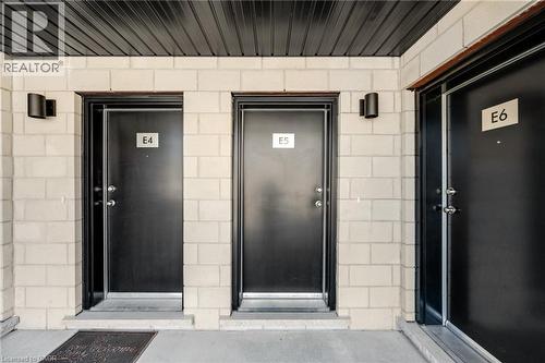 410 Northfield Drive W Unit# E11, Waterloo, ON - Outdoor With Exterior