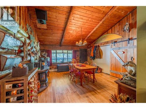 5134 Perkins Road, Forest Grove, BC - Indoor