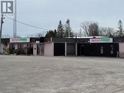 578 GRAND AVENUE East Chatham, ON N7L 3Z3