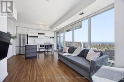 3710 - 4065 CONFEDERATION PARKWAY  Mississauga, ON L5B 0L4