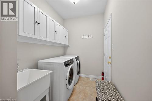9 Grovetree Trail, Hamilton, ON - Indoor Photo Showing Laundry Room
