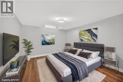 9 Grovetree Trail, Hamilton, ON - Indoor Photo Showing Bedroom