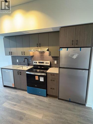 D308 - 4878 Powers Common, Burlington, ON - Indoor Photo Showing Kitchen