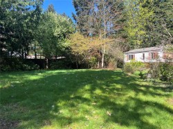 1823 Ryan Rd EAST Comox, BC V9M 4C7