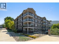 330 4 Avenue SE Unit# 202 Salmon Arm, BC V1E 0E2
