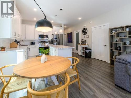 36 Eugene Avenue, Whitehorse, YT - Indoor