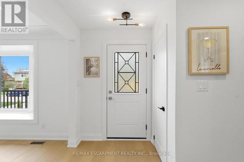 374 East 13Th Street, Hamilton, ON - Indoor Photo Showing Other Room