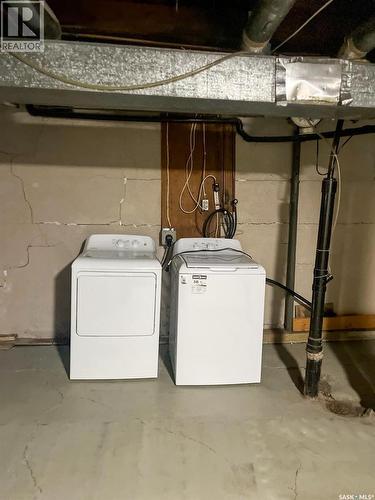 2234 Winnipeg Street, Regina, SK - Indoor Photo Showing Laundry Room