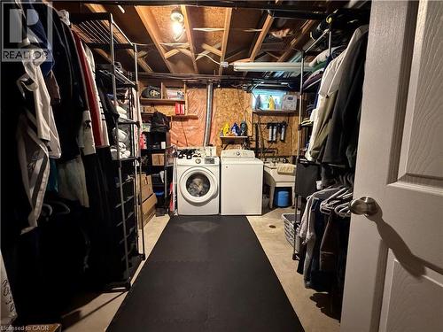 222 Scott Road, Cambridge, ON - Indoor Photo Showing Laundry Room