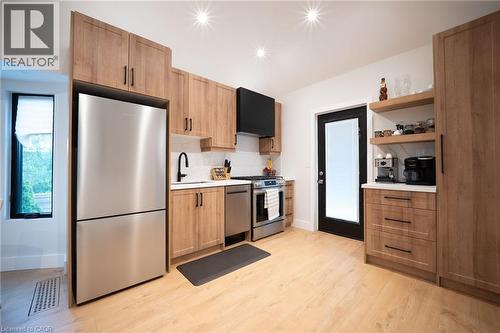 236 Macaulay Street E, Hamilton, ON - Indoor Photo Showing Kitchen