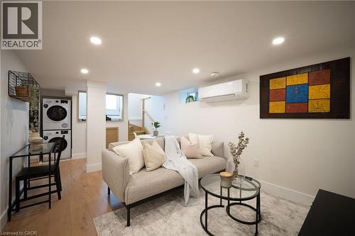 236 Macaulay Street E, Hamilton, ON - Indoor