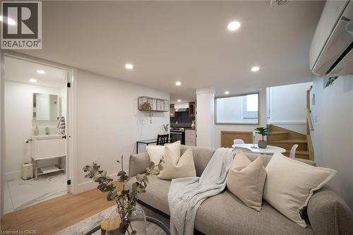 236 Macaulay Street E, Hamilton, ON - Indoor