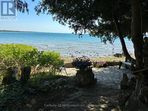 318 VICTORIA STREET  Kincardine, ON N0G 2T0