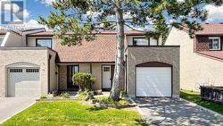 18 - 11 LIVONIA PLACE Toronto, ON M1E 4W5
