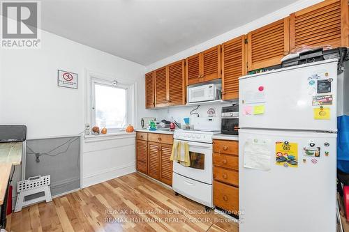 Apt 3 Kitchen - 121 Osgoode Street, Ottawa, ON - Indoor Photo Showing Kitchen