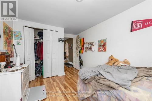 Apt 3 Bed 1 - 121 Osgoode Street, Ottawa, ON - Indoor Photo Showing Bedroom